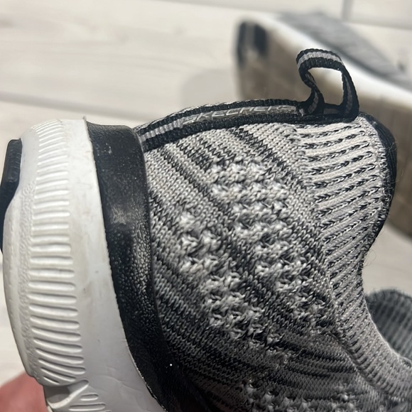 Skechers Dual-Lite Air Cooled Memory Foam - Picture 7 of 9